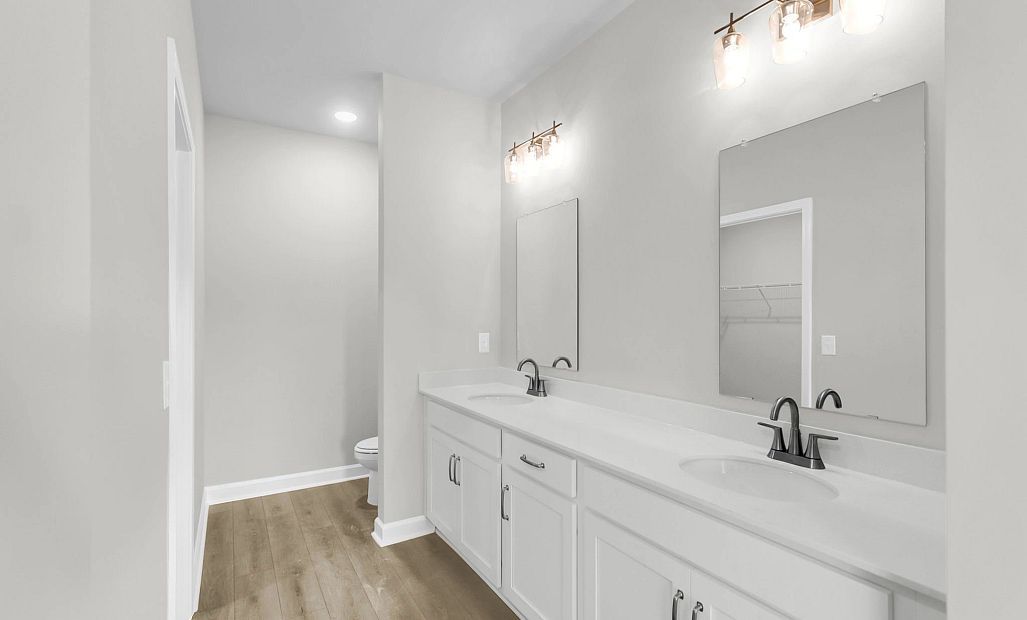 Similar McKinley floorplan with Timeless Collection. Features and finishes vary.