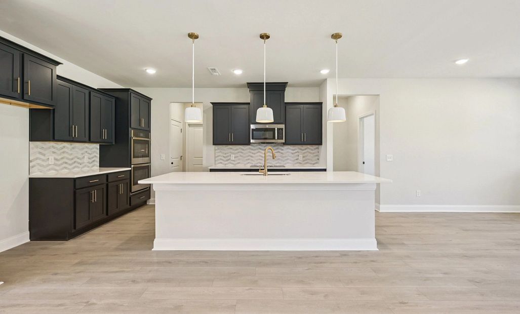 Kitchen | For representation purposes only. Options and layout may vary by community and home plan.