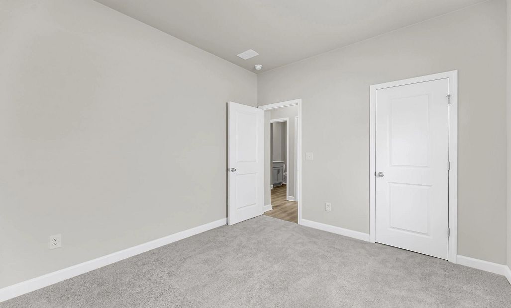 Similar Greenwood floorplan with Milan Collection. Features and finishes may change.