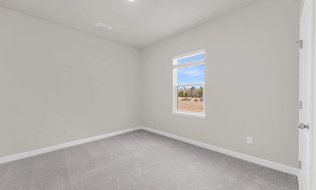 Similar Greenwood floorplan with Milan Collection. Features and finishes may change.