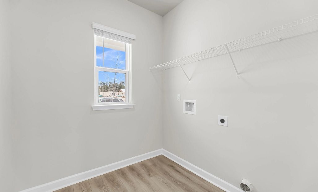 Similar Greenwood floorplan with Milan Collection. Features and finishes may change.