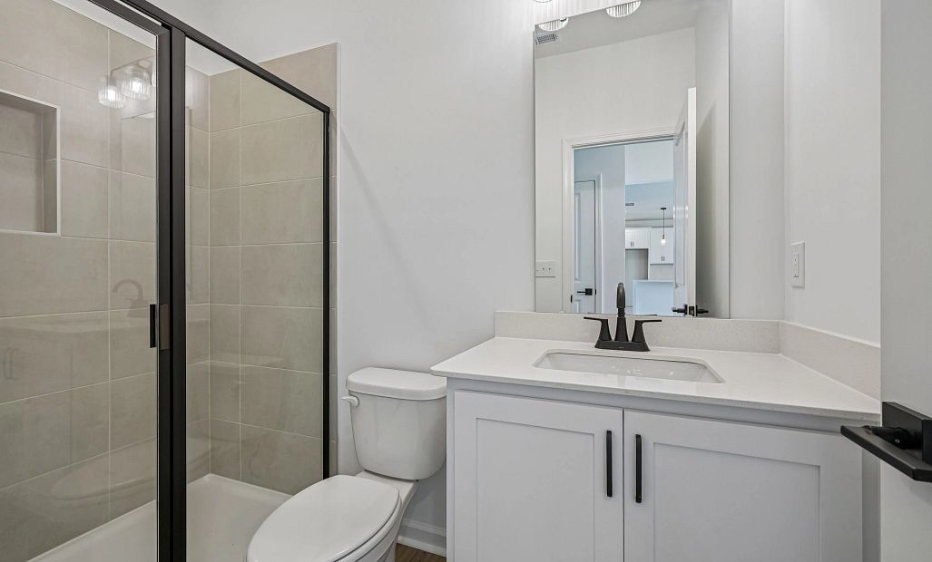 Guest Bath featuring the AW Collection® Harmony - Classic finishes welcome guests with ease.