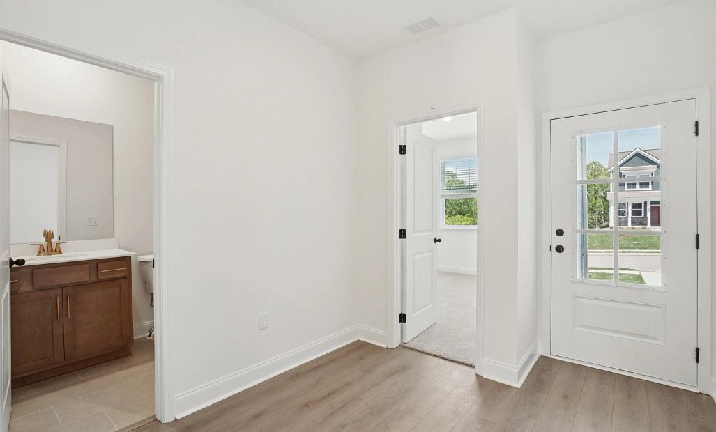 Entry | For representation purposes only. Options and layout may vary by community and home plan.
