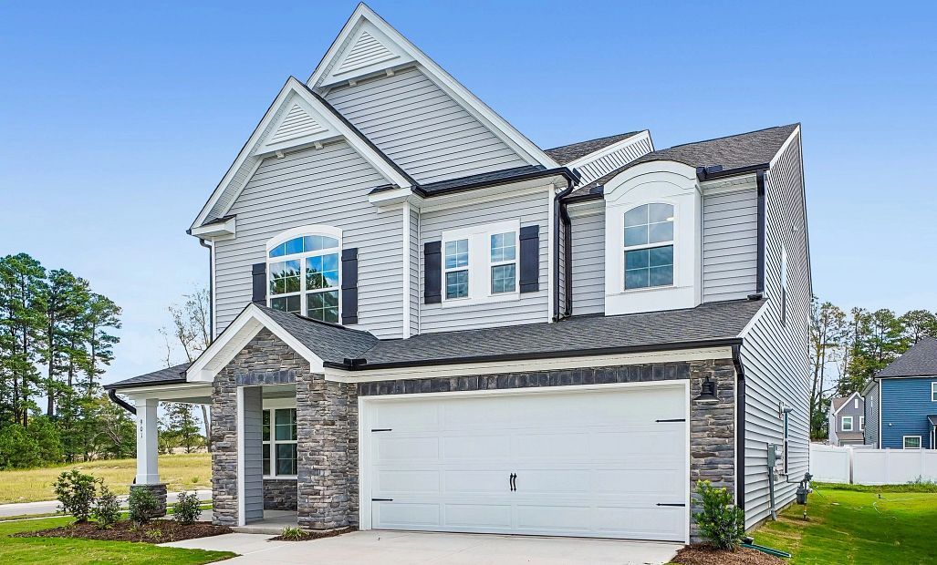 Exterior - Graceful lines and classic charm never fade.