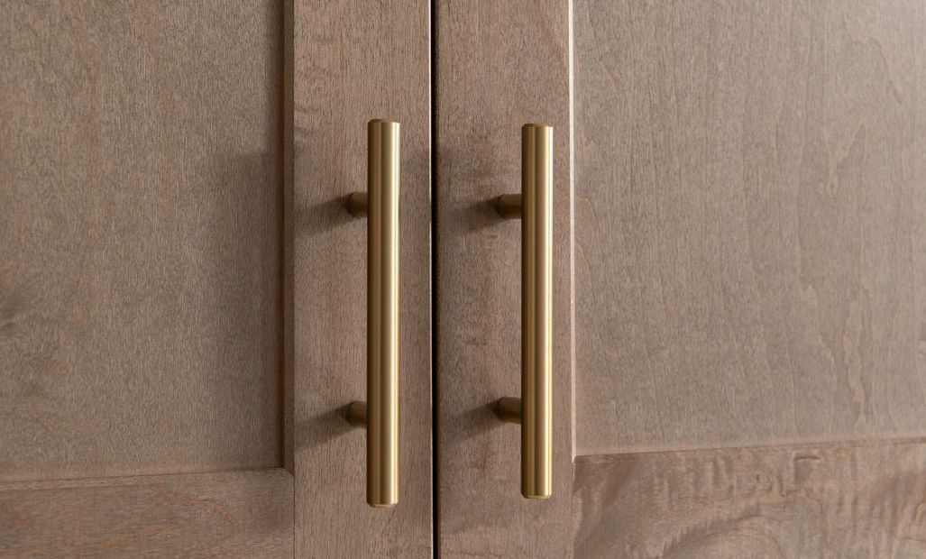 Interior Design Finishes: AW Collection® Laguna. Actual finishes may vary.