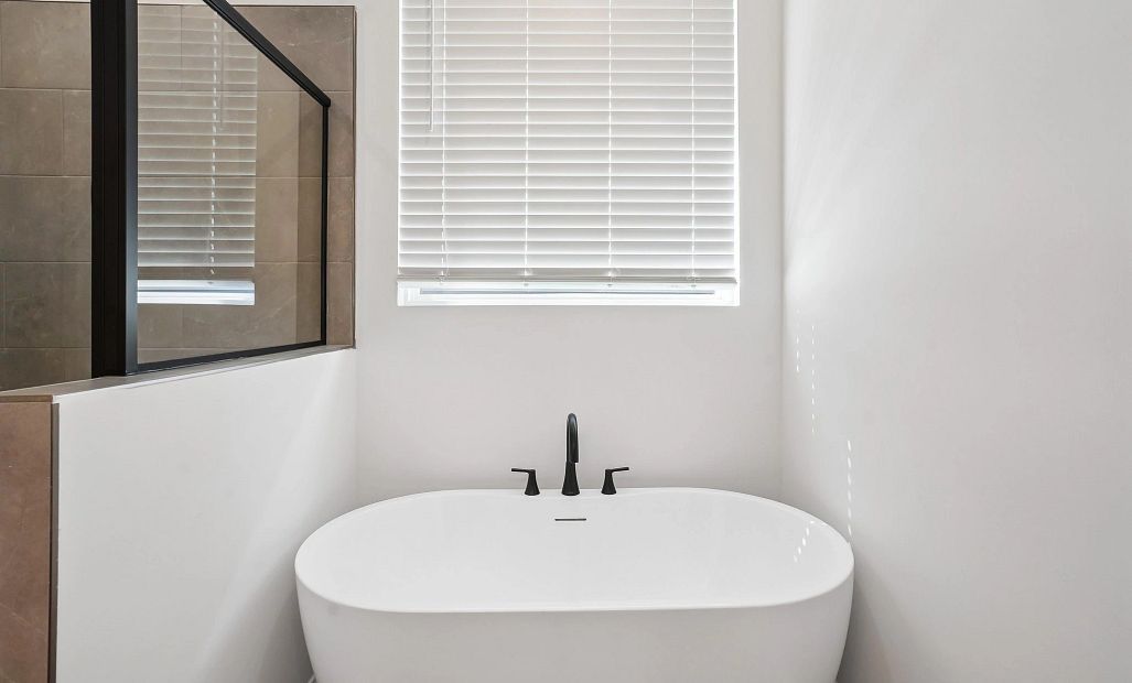 Primary Bathtub