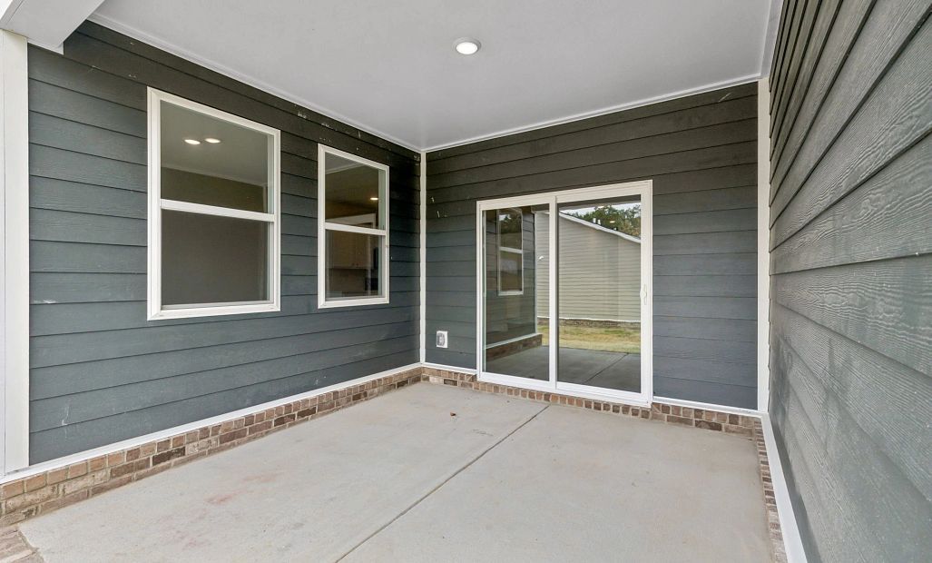 Rear Covered Patio | For representation purposes only. Options and layout may vary by community and