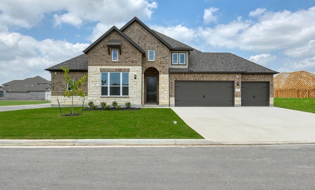 212 Megan's Lane (Ellington)
