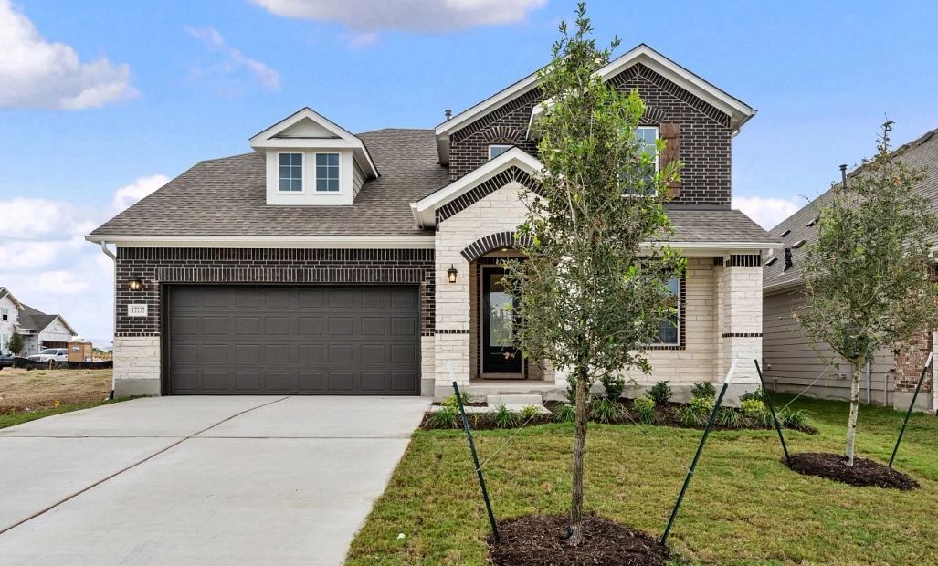 Thornton - The Trails at Carmel: Pflugerville, Texas - Ashton Woods