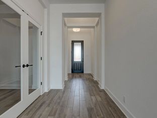 Ellington - Megan's Landing: Castroville, Texas - Ashton Woods