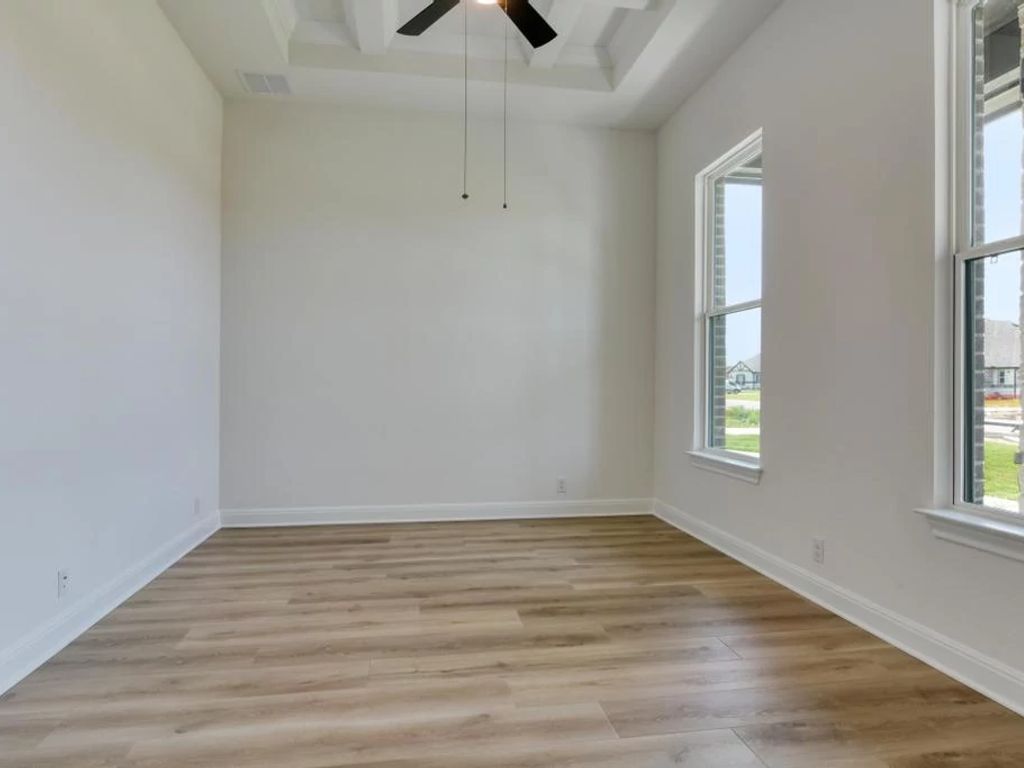 Waldsanger - Cayden Interior Image 4