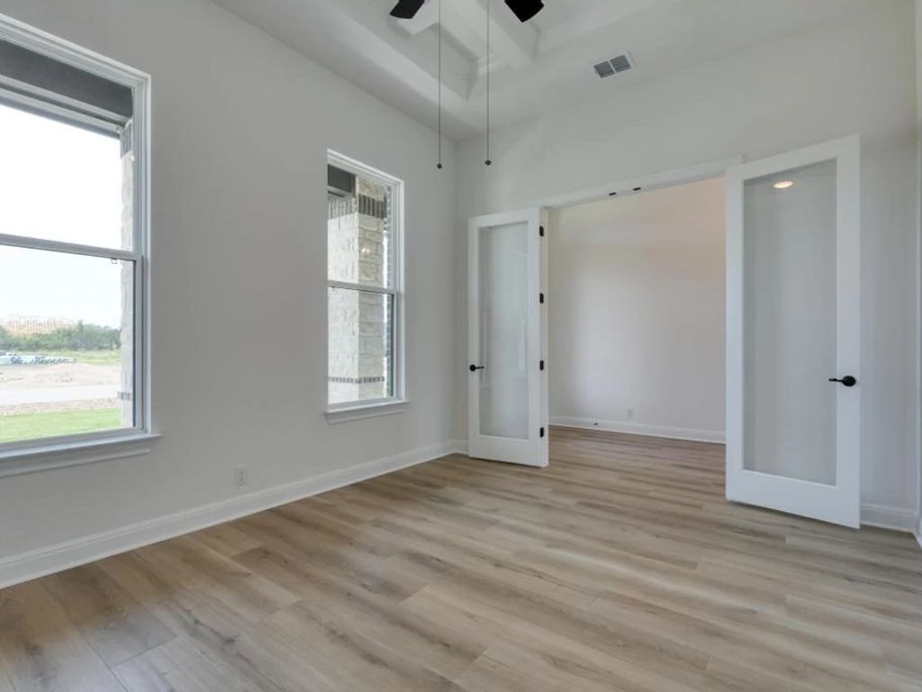 Waldsanger - Cayden Interior Image 5