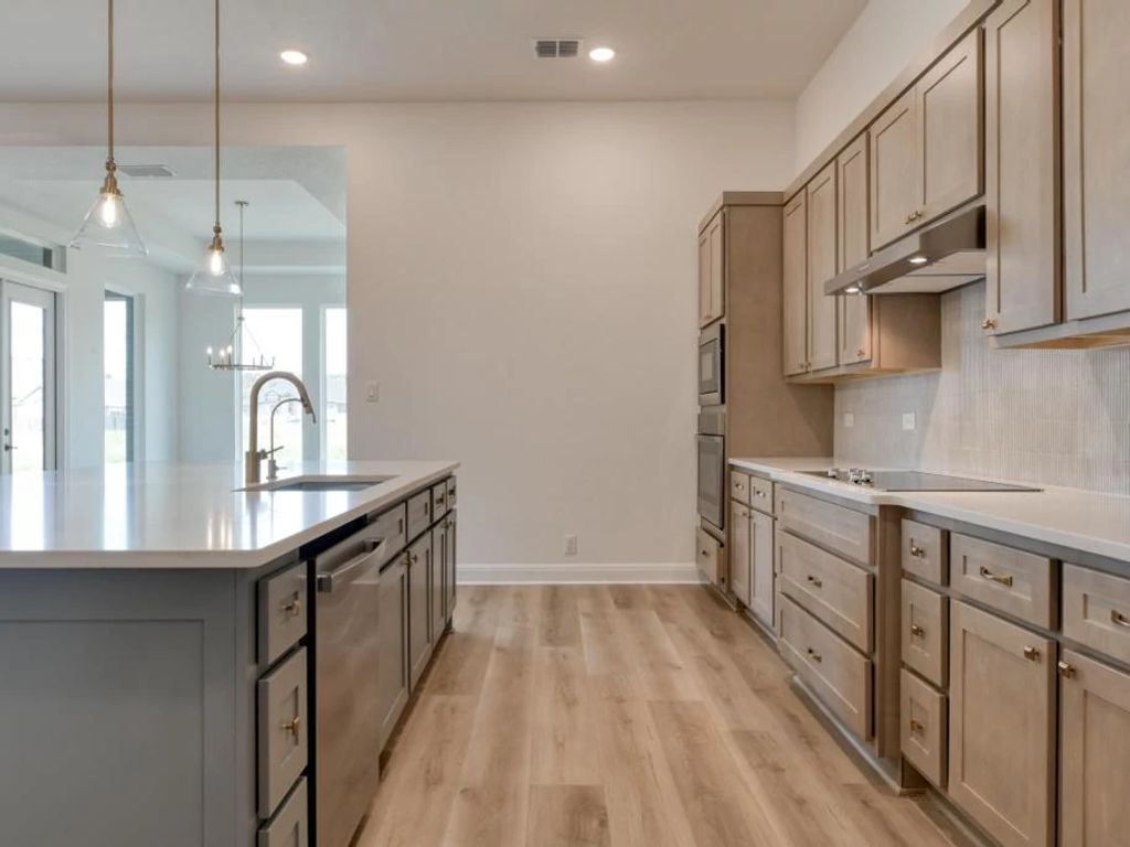 Waldsanger - Cayden Interior Image 9
