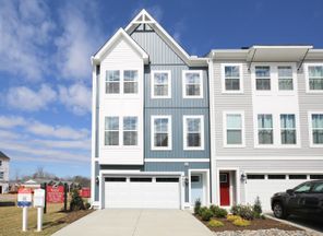 7724 Harlow Circle (Sienna)