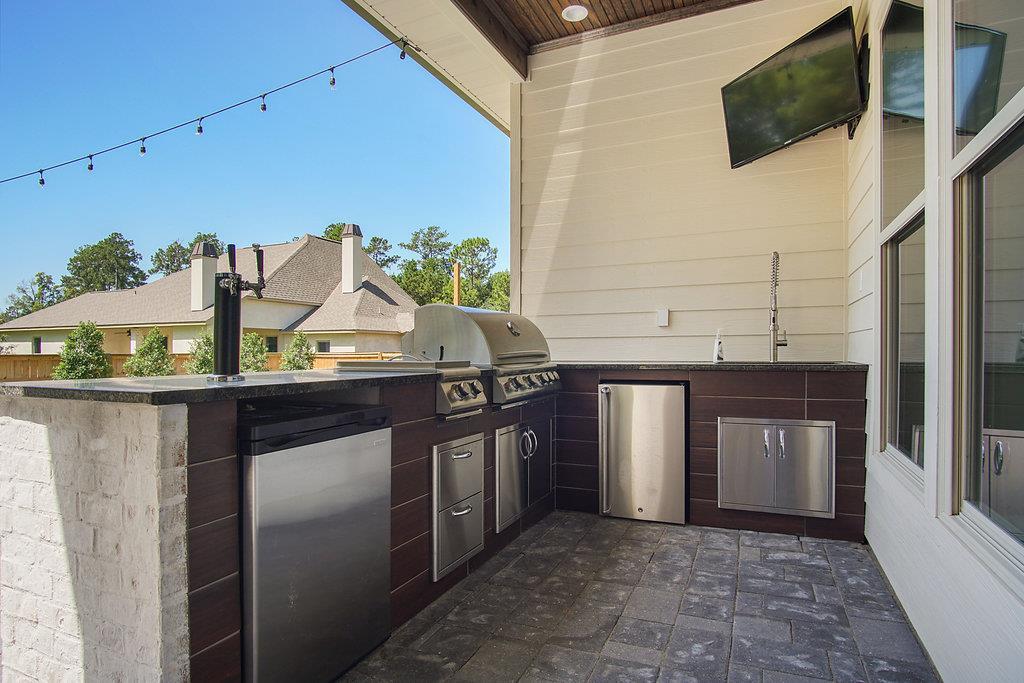 Outdoor Kitchen-1