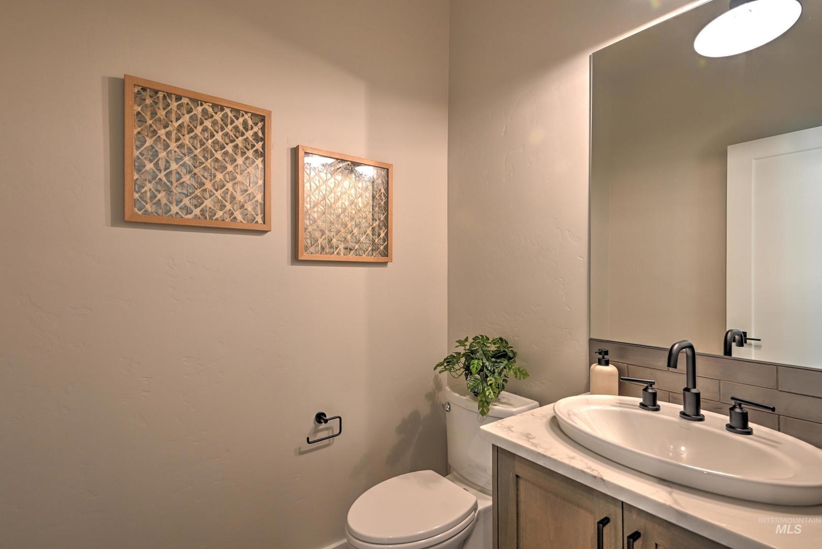 casa en Cameron Jayo Homes por Cameron Jayo Homes