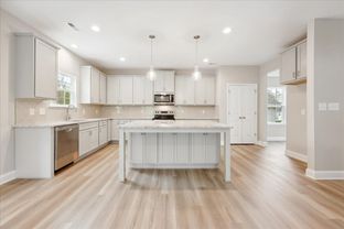 The Landing At Angel's Glen por Windsor Homes en Greensboro-Winston-Salem-High Point North Carolina
