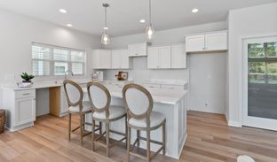 The Gat Standing Stone por Cornerstone Development en Milwaukee-Waukesha Wisconsin