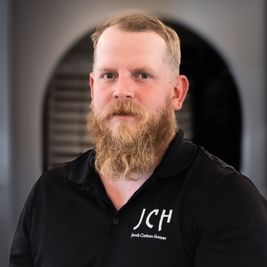 Caleb Snider por Jacob Custom Homes, LLC en Denver Colorado