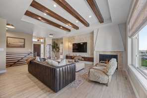 6833 Sunrise Point Horace ND