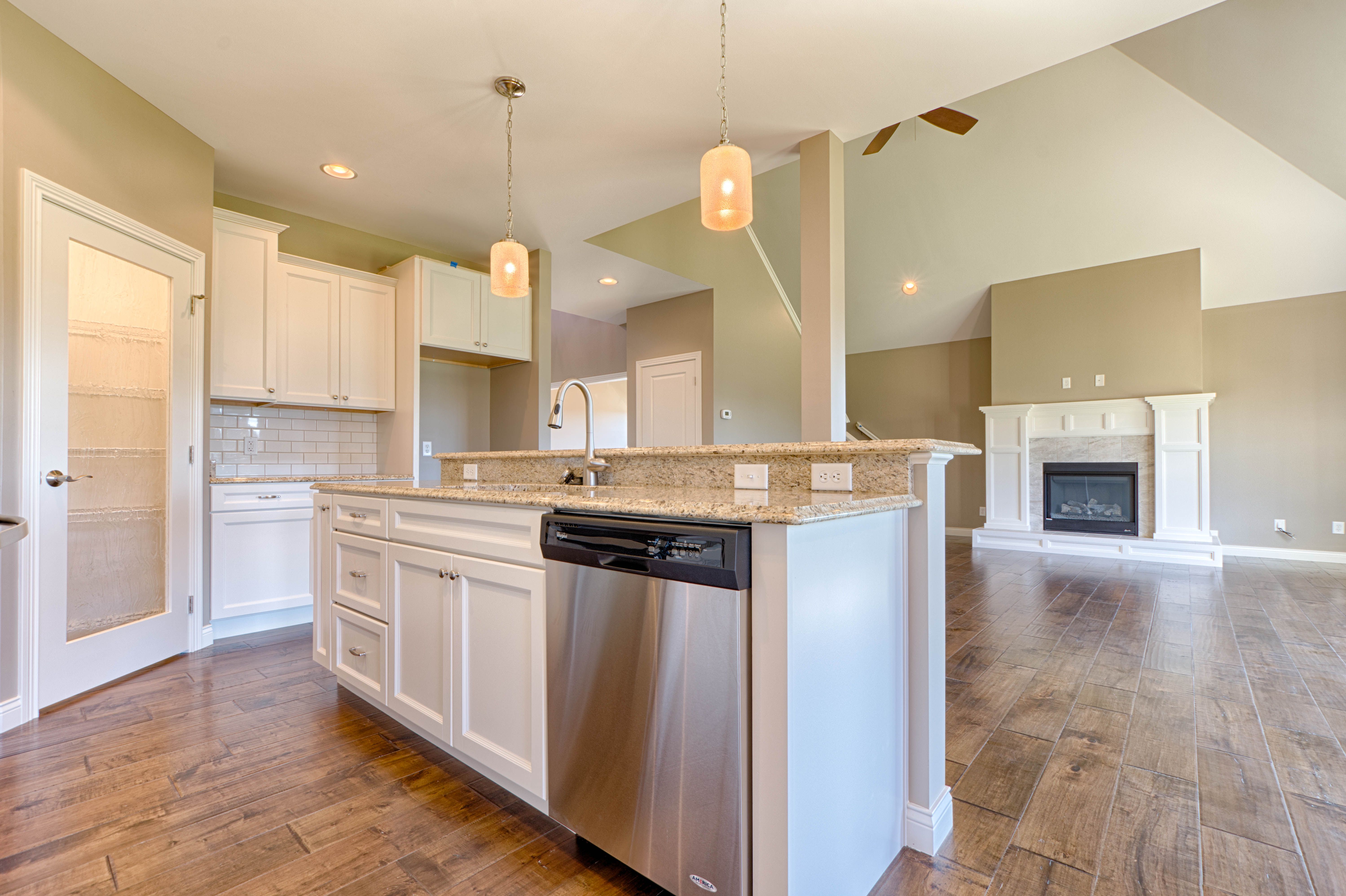 casa en John Elpers Homes & Gen3 Homes por John Elpers Homes & Gen3 Homes