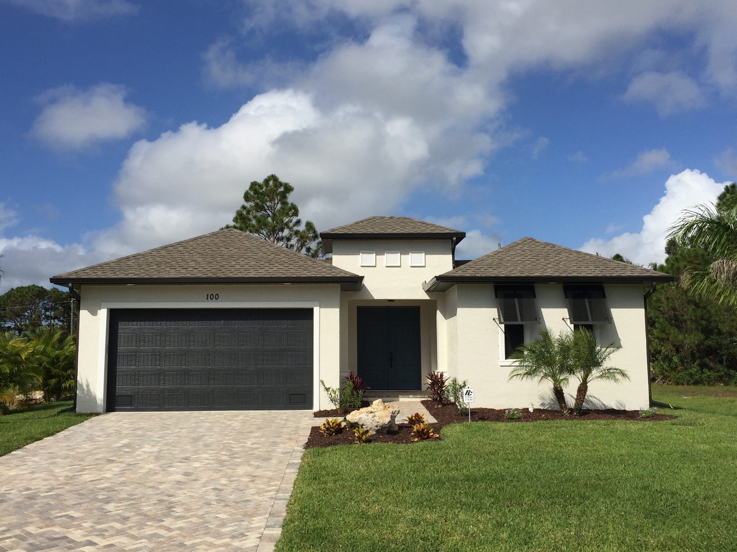 casa en Breakwater Construction por Breakwater Construction