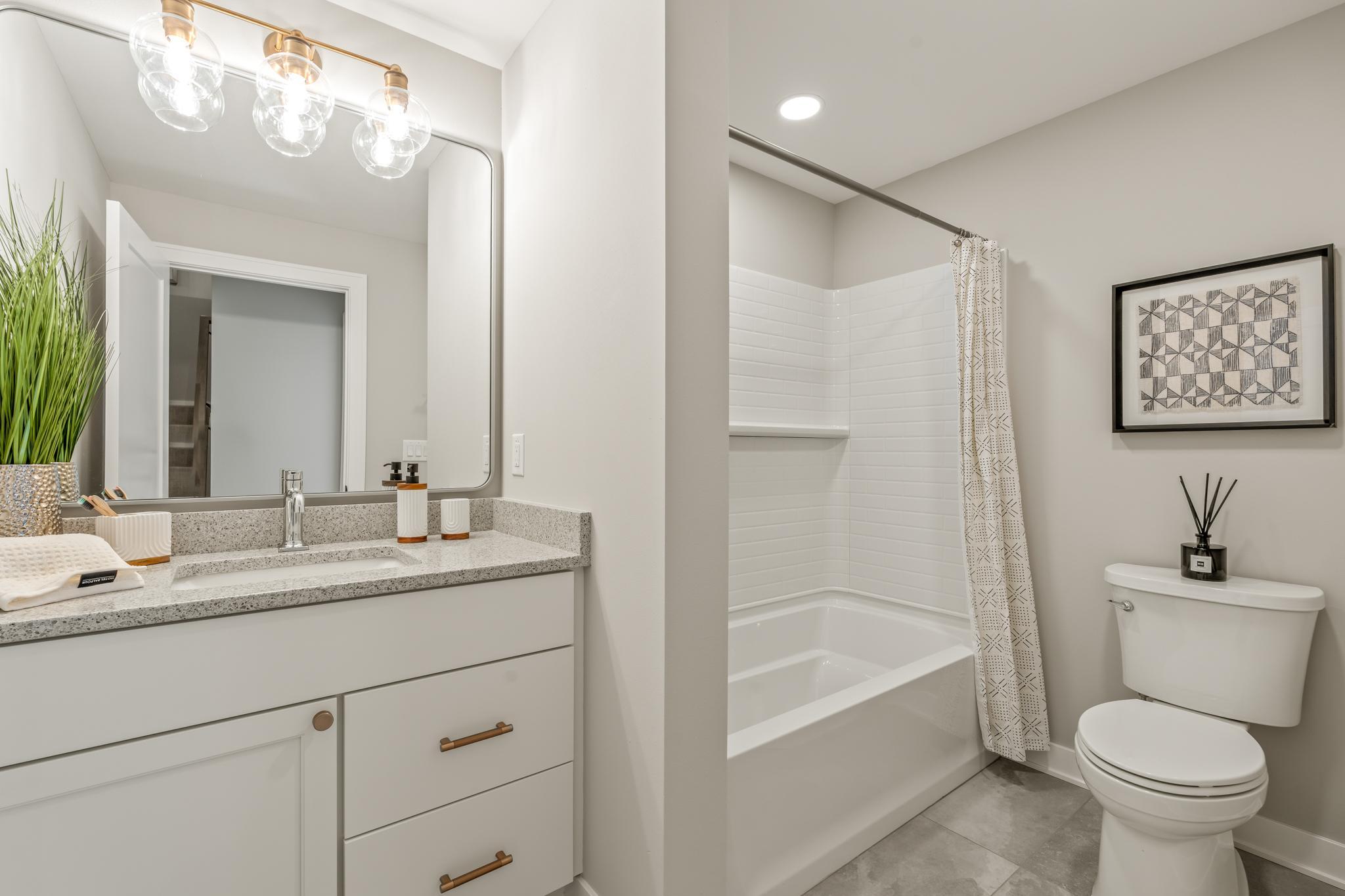 casa en Brandybrook Estatesin Genesee, WI por Westridge Builders, Inc