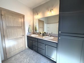 N 1885 Medina Drive Greenville Kennedy