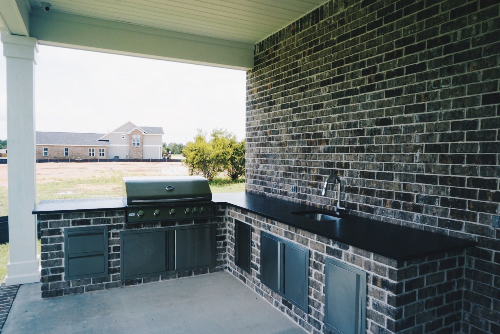 Thomas Home Corporation por Thomas Home Corporation en Pensacola Florida