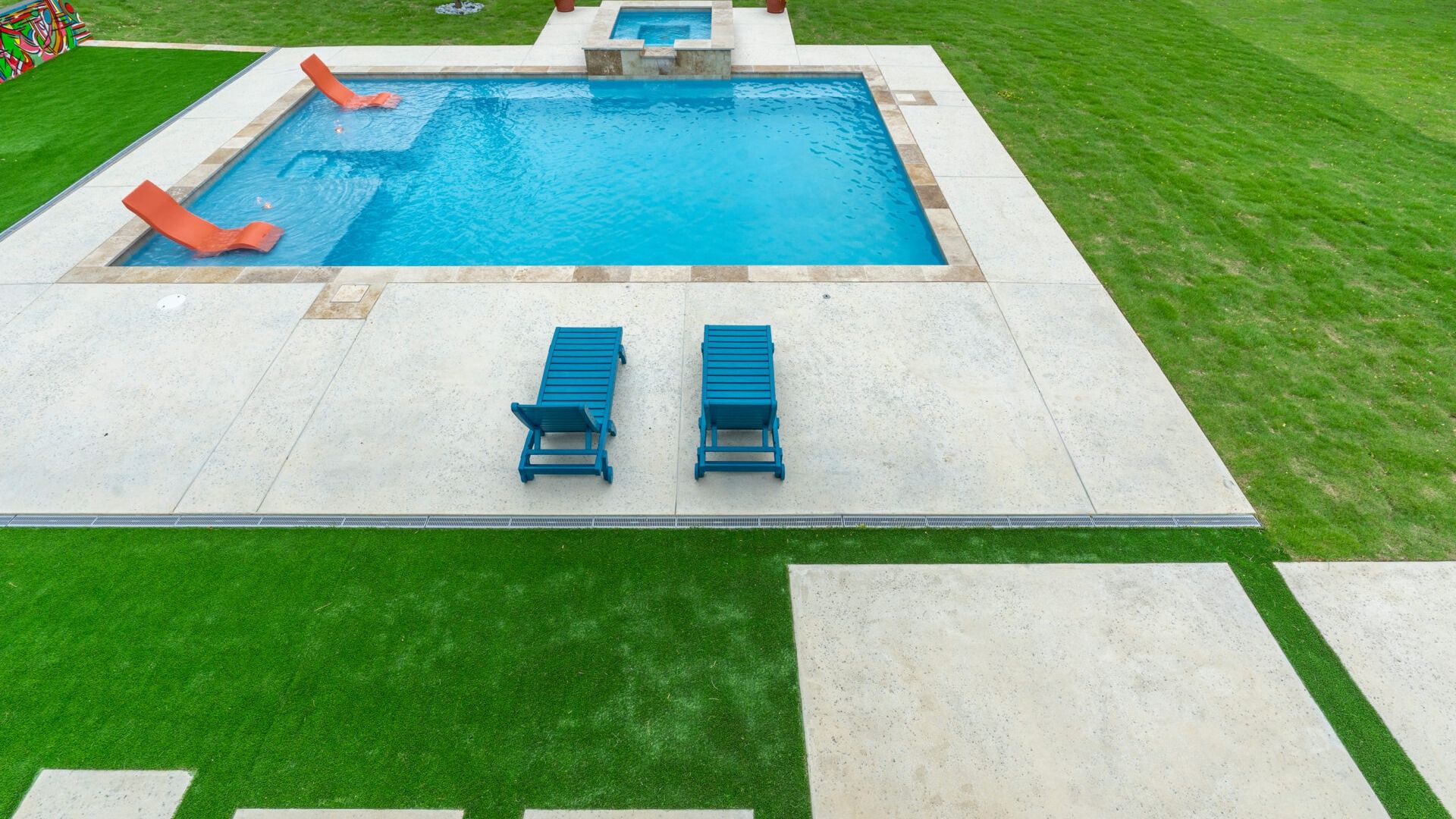 casa en Roofing por East Texas Homes