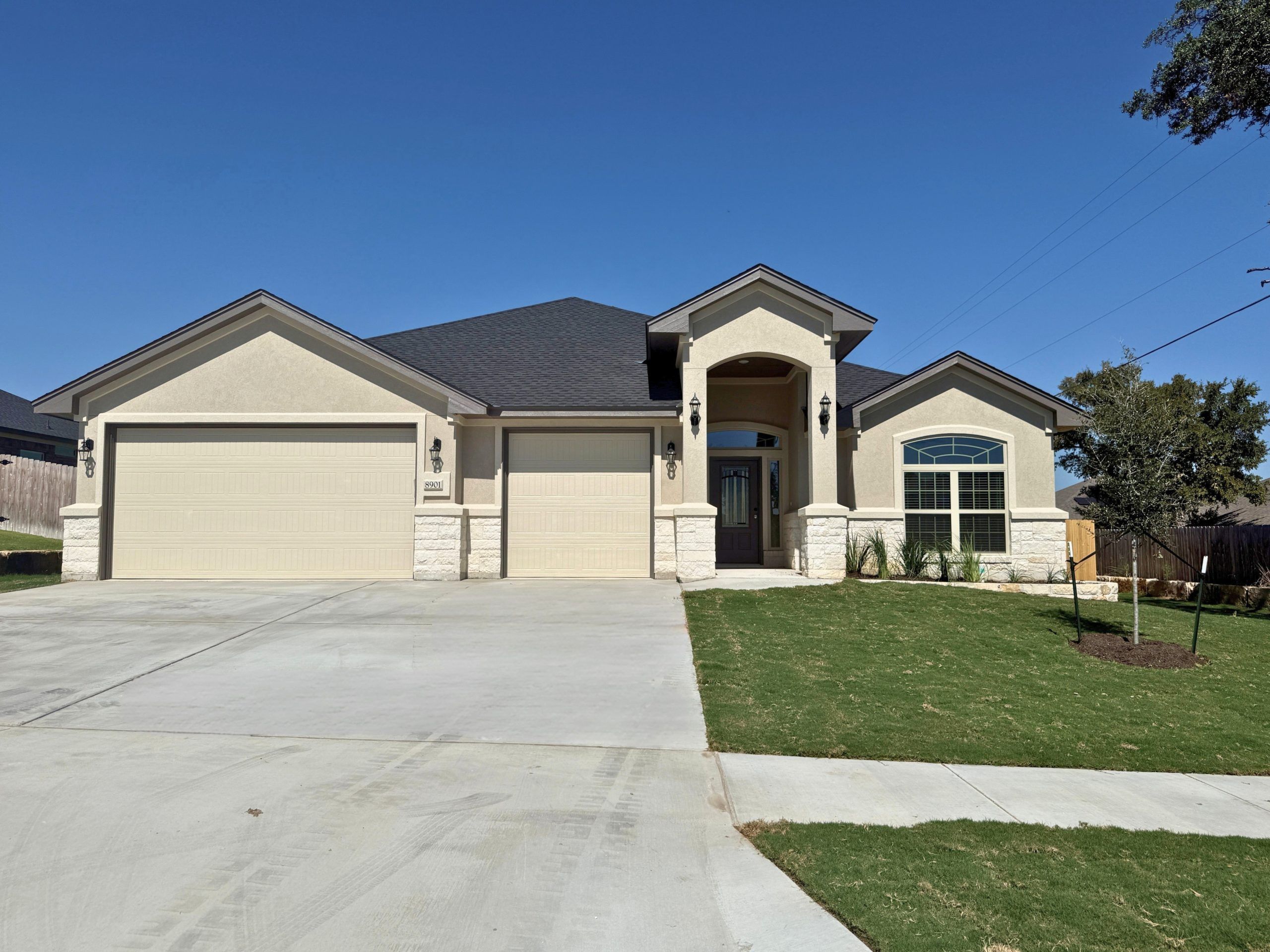 Herring Legacy Estates por Carothers Homes en Killeen Texas