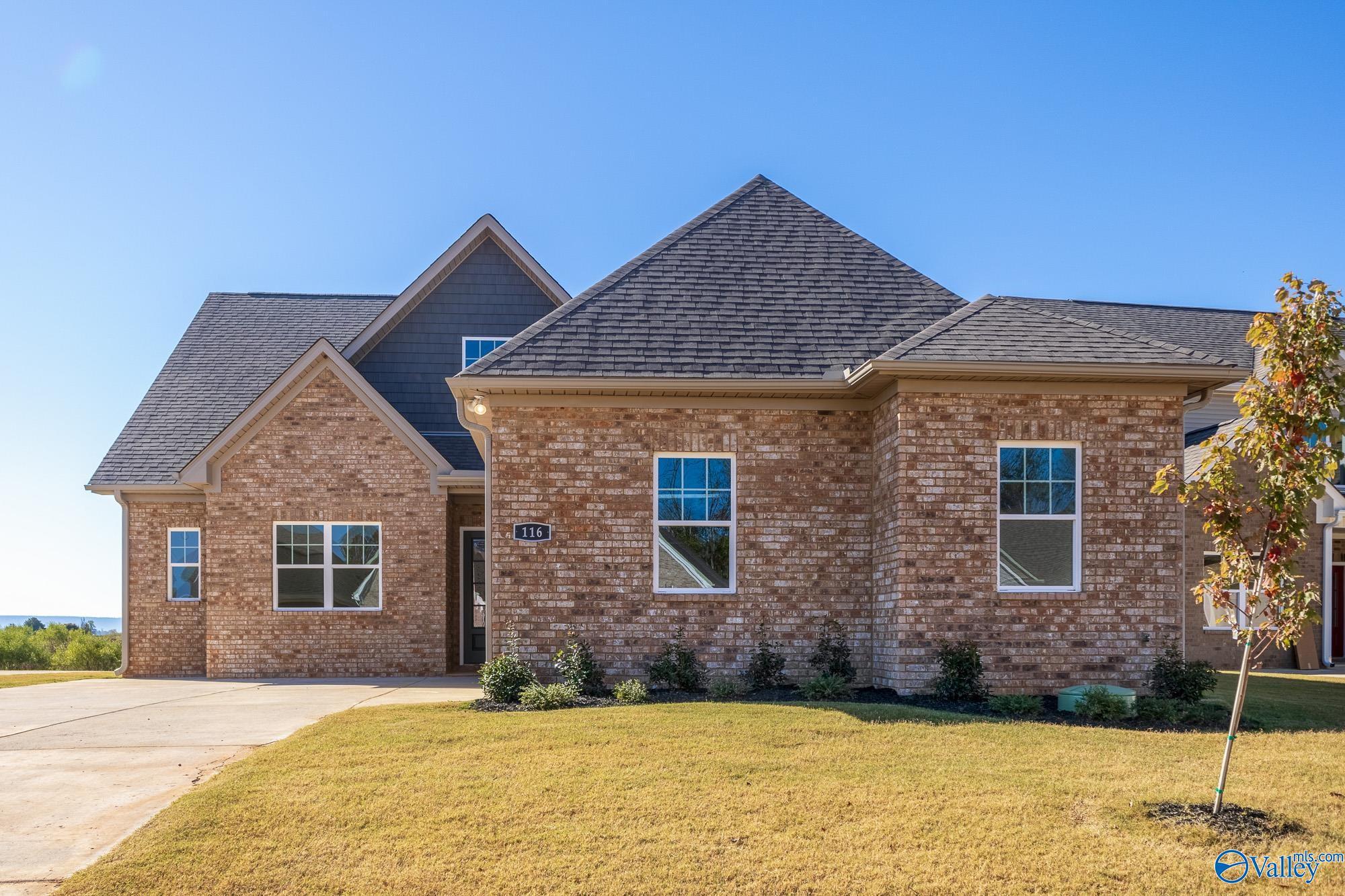 casa en The Fairways por Newcastle Homes.