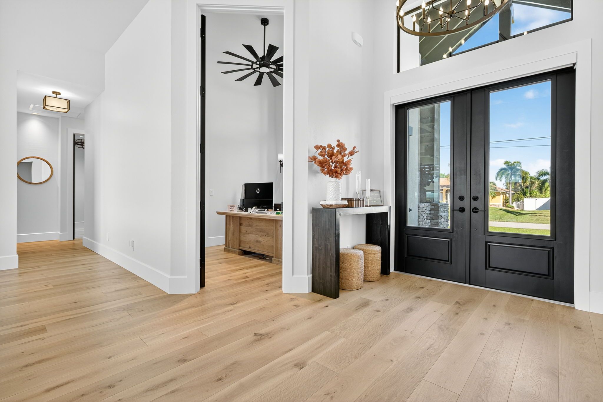 casa en Ramos Builders, Inc. por Ramos Builders, Inc.