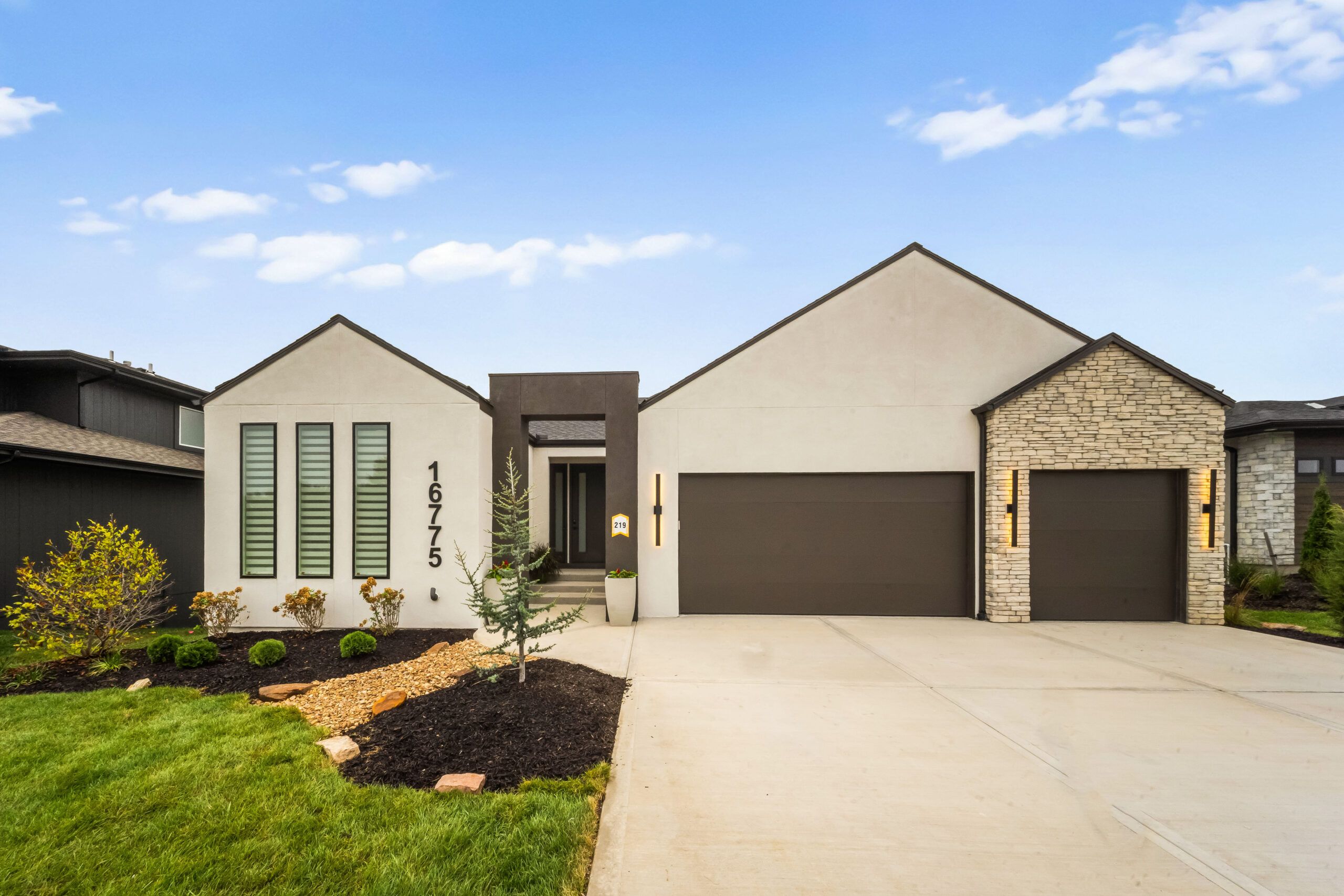 Explore Move IN Ready Homes IN Your Area Today - Lees Summit, MO