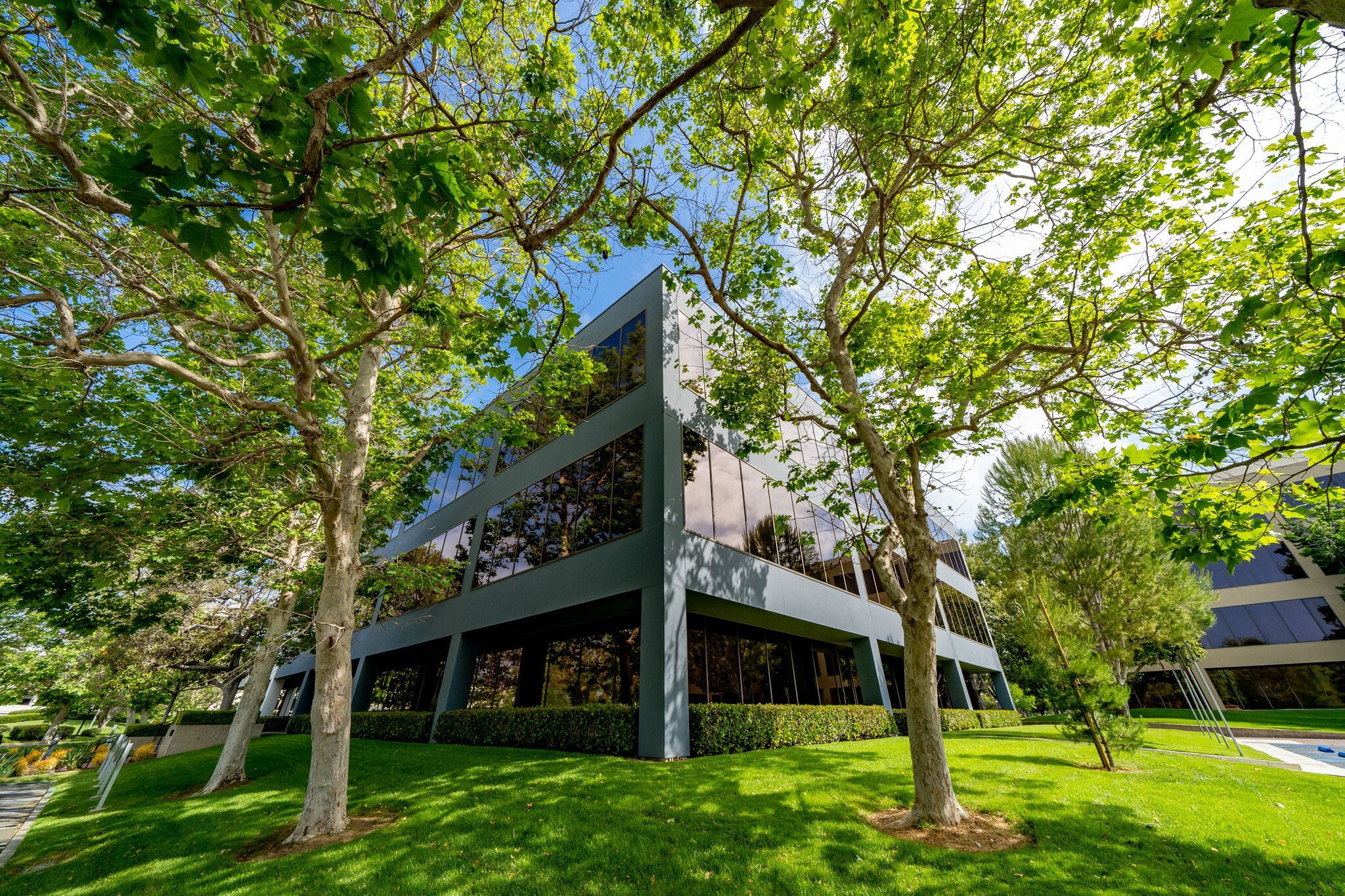 Waypoint Newportnewport Beach por Shopoff Realty Investments en Orange County California