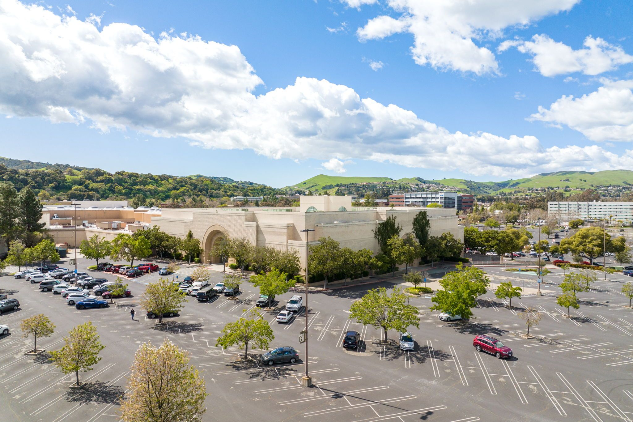 Pleasanton Nordstrom Pleasanton por Shopoff Realty Investments en Orange County California