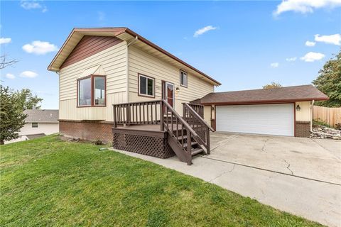 4521 San Fernando Drive. Billings, MT 59106