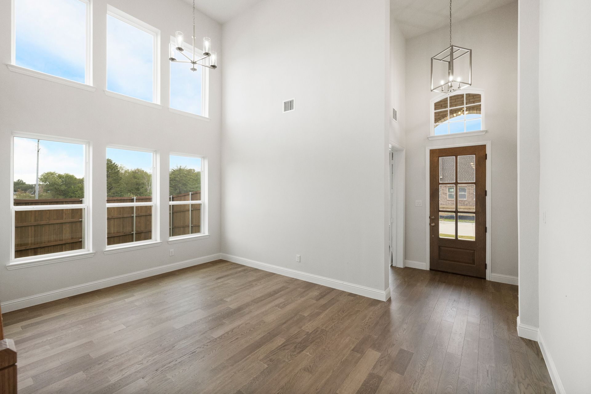 Lyons Crest Estates - Garland, TX