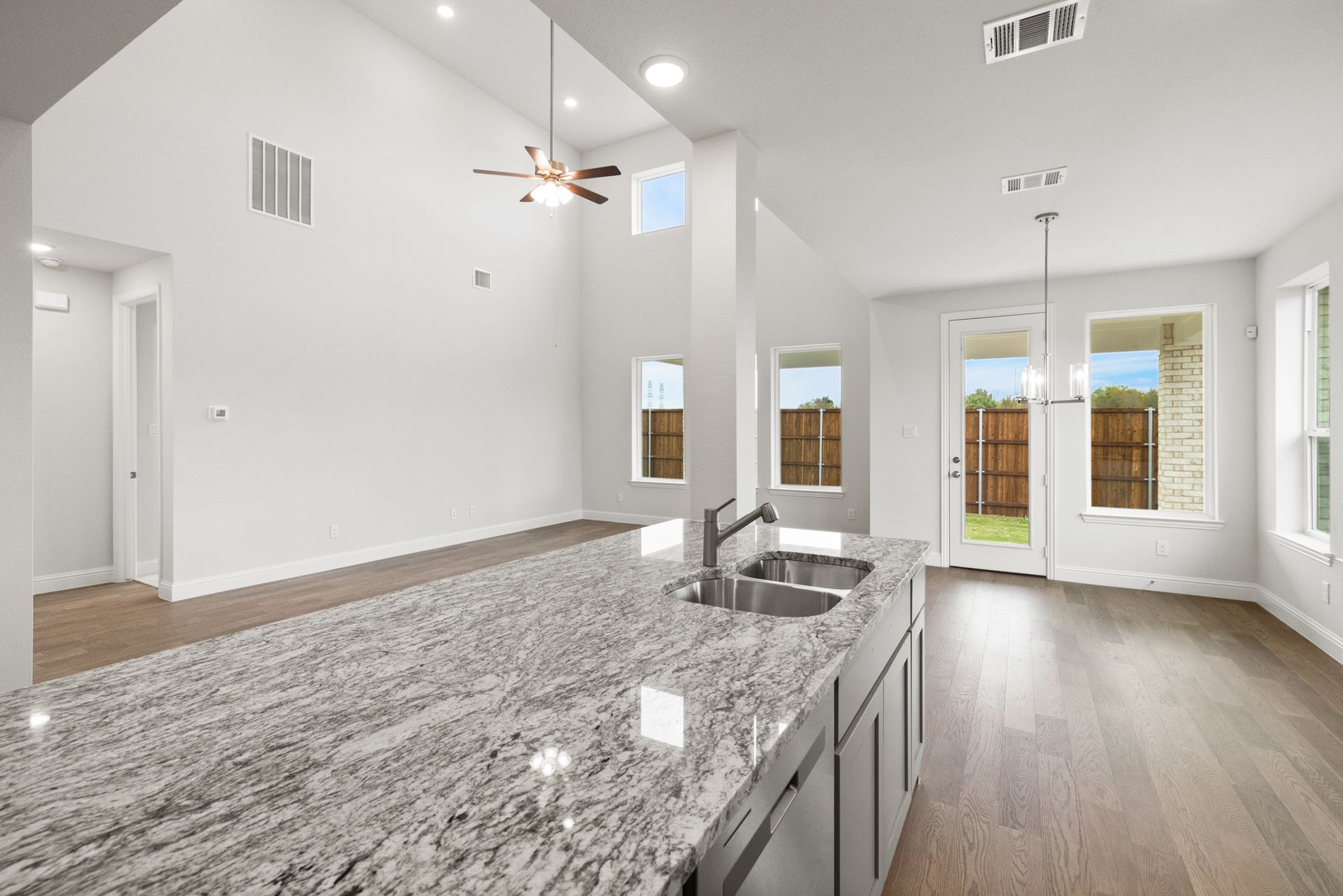 Lyons Crest Estates - Garland, TX