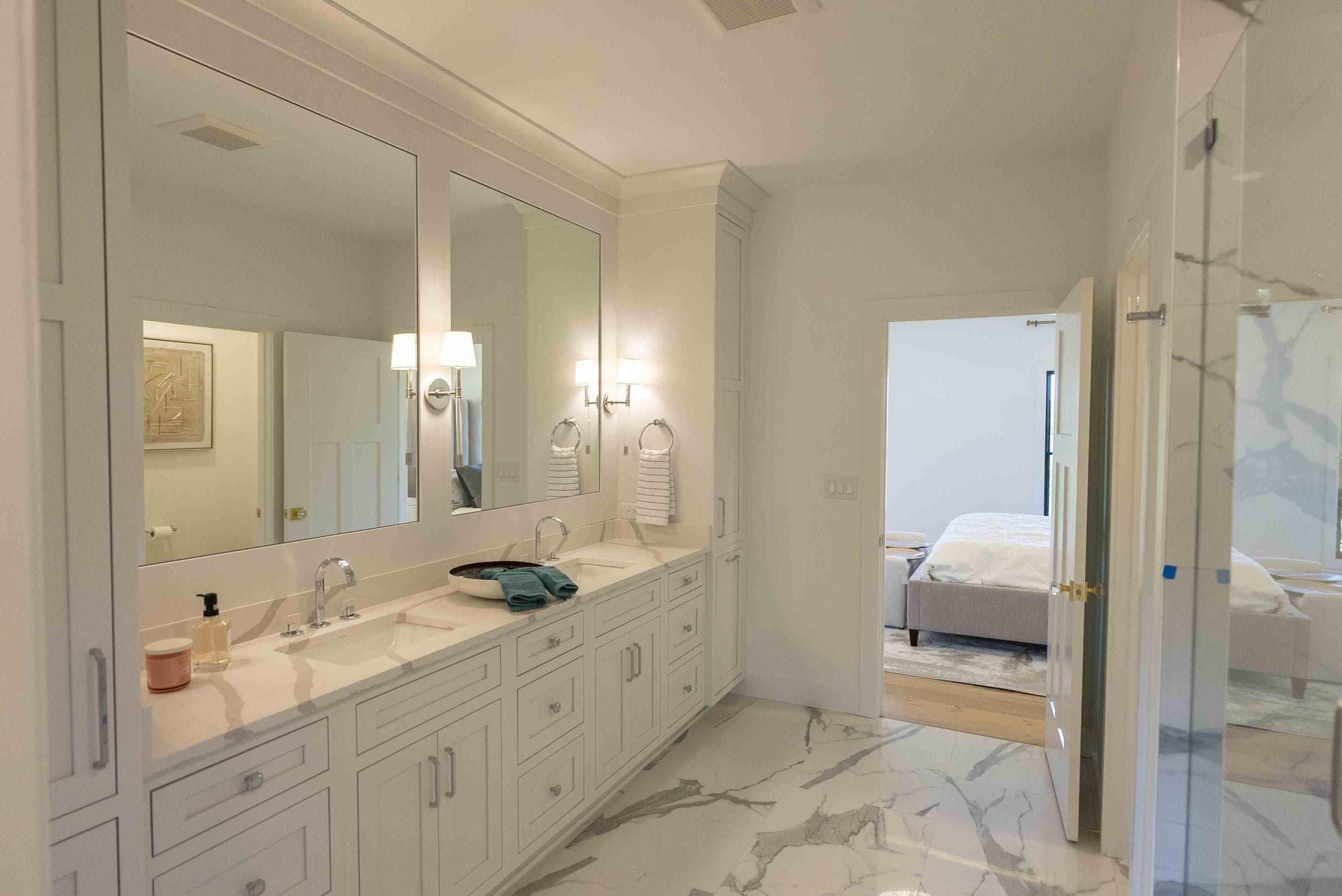 casa en Portfolio por P.L. Lyons Builders