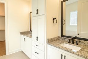 18014 Sunfield DR Central (Plan Unknown)