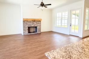 18014 Sunfield DR Central (Plan Unknown)