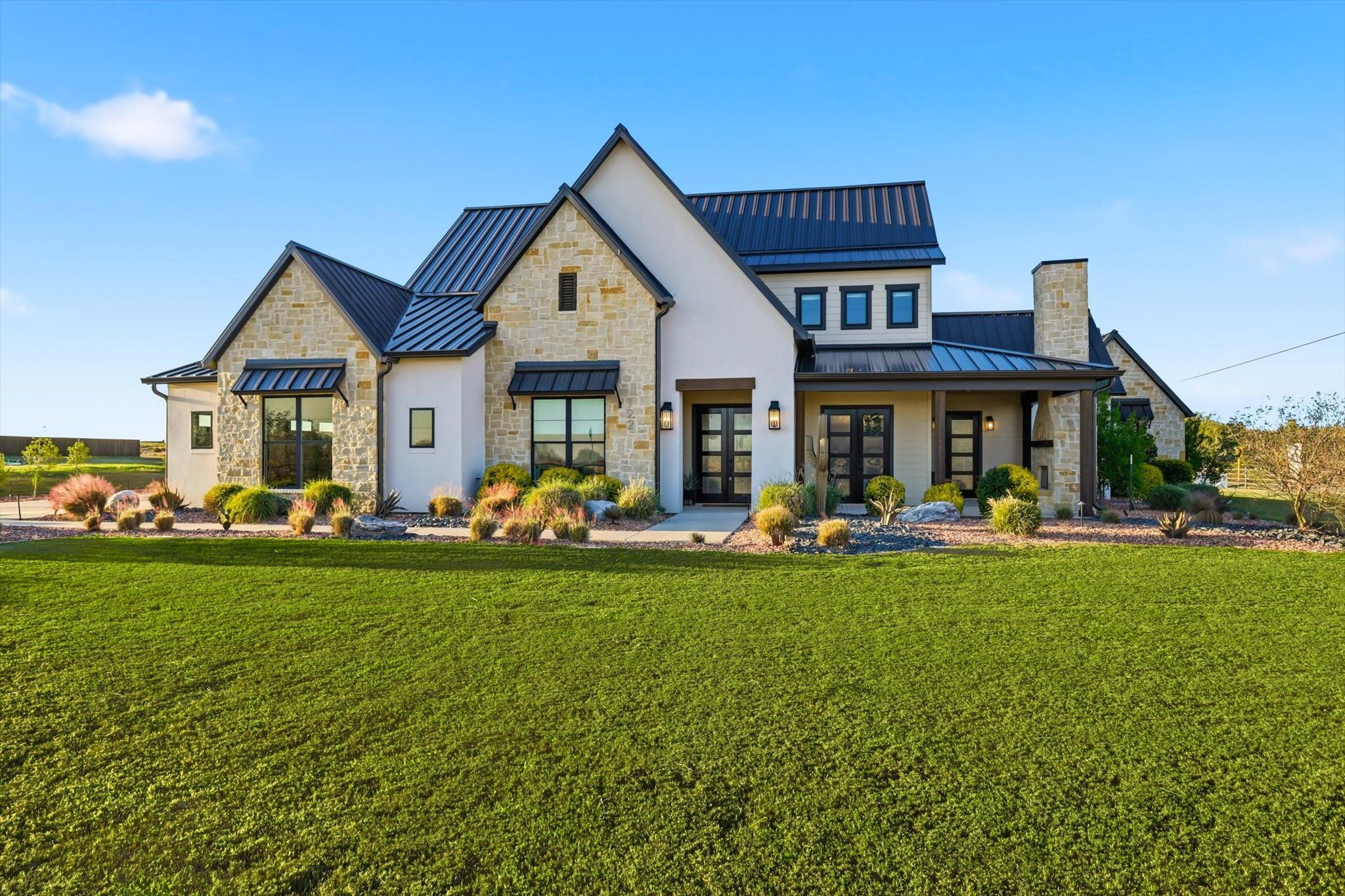 casa en 122 Ozro RD Canyon Creek por Canyon Creek Custom Homes