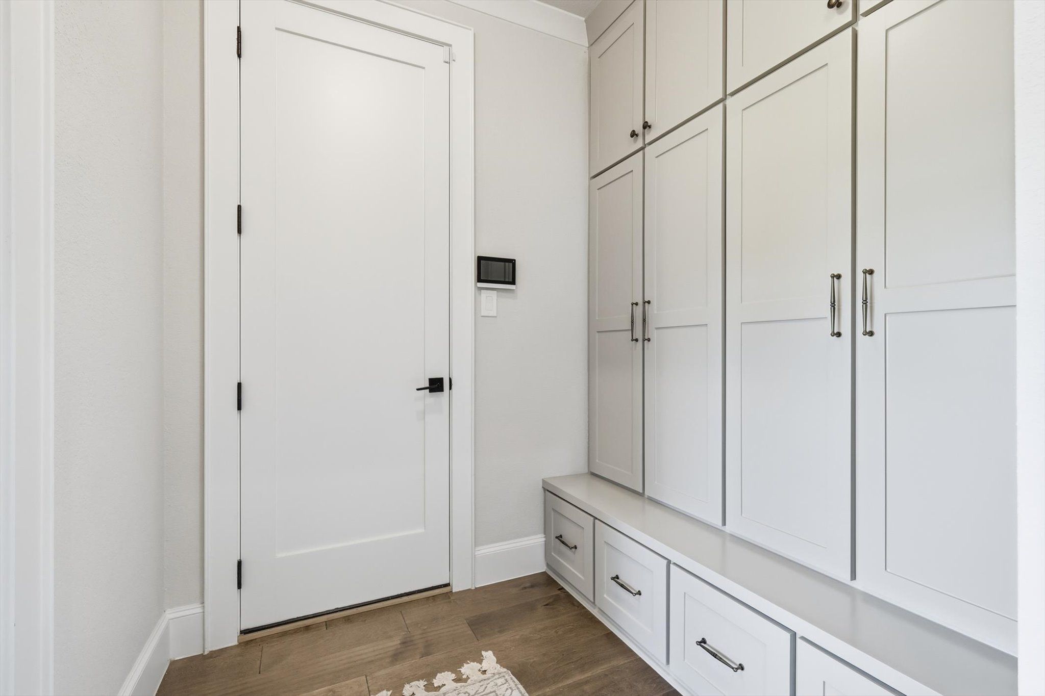 casa en 122 Ozro RD Canyon Creek por Canyon Creek Custom Homes