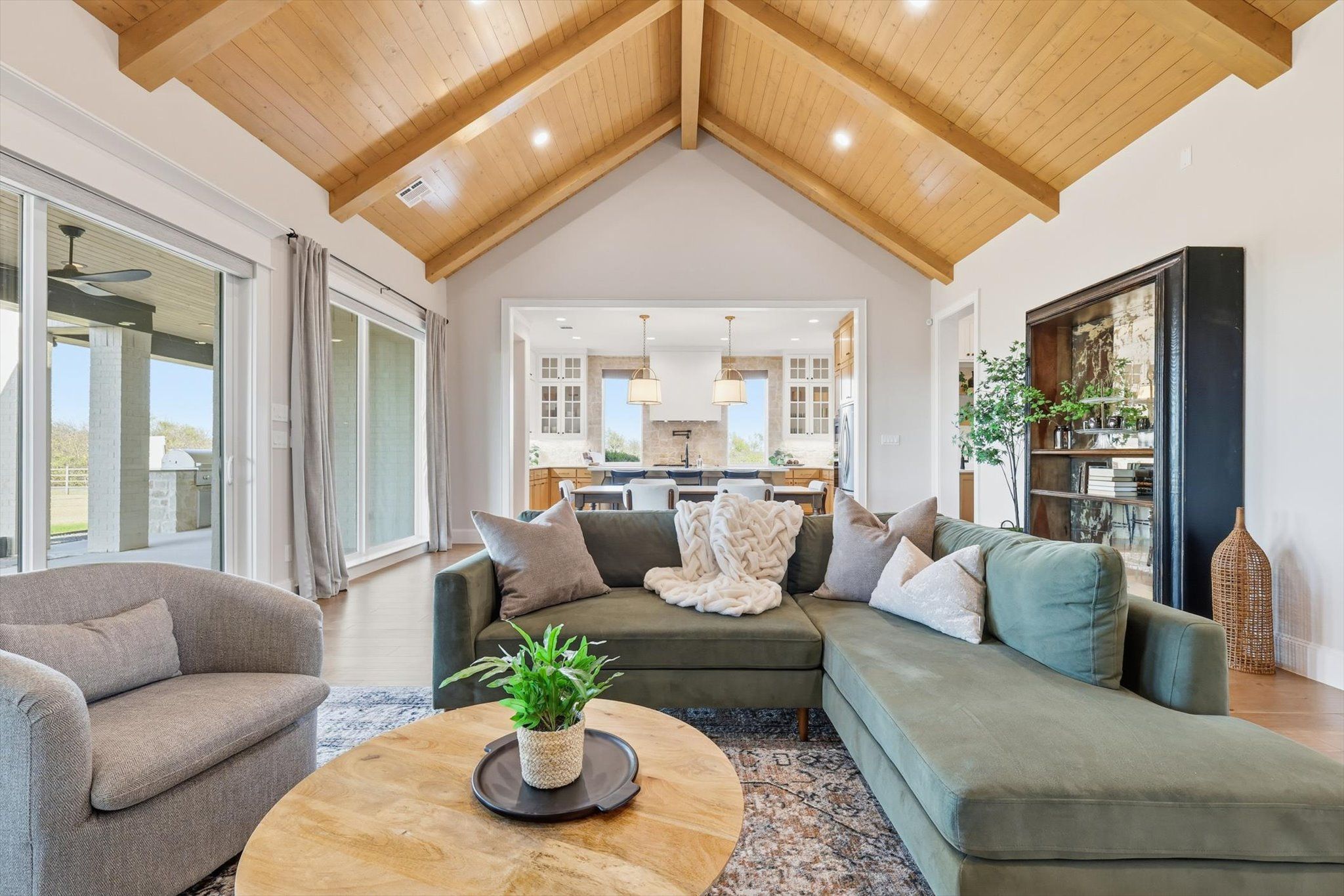 casa en 122 Ozro RD Canyon Creek por Canyon Creek Custom Homes
