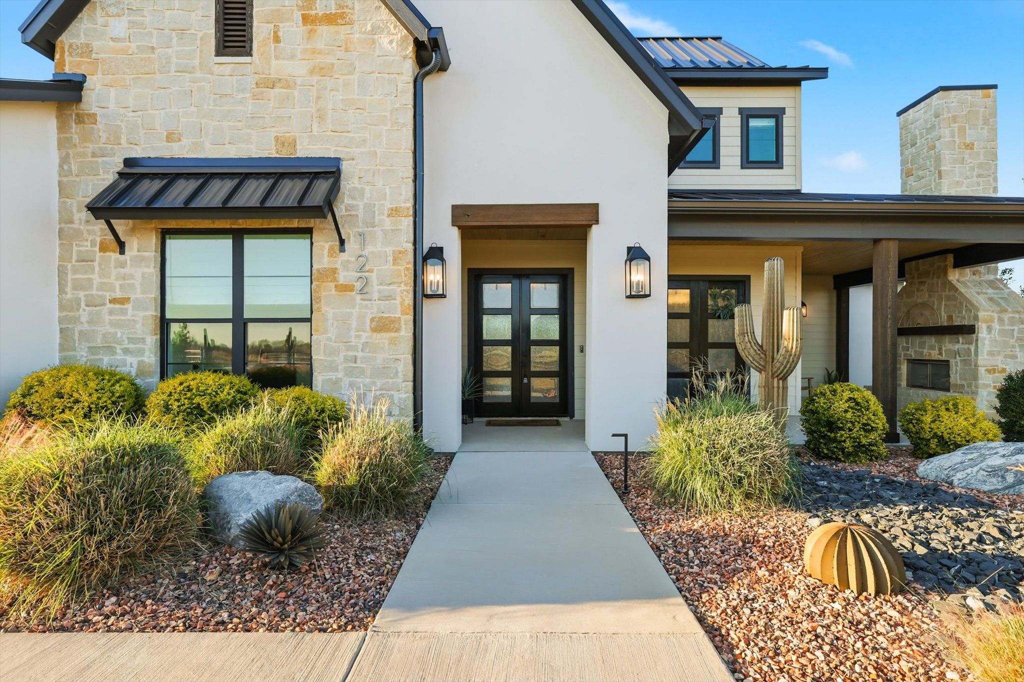 casa en 122 Ozro RD Canyon Creek por Canyon Creek Custom Homes