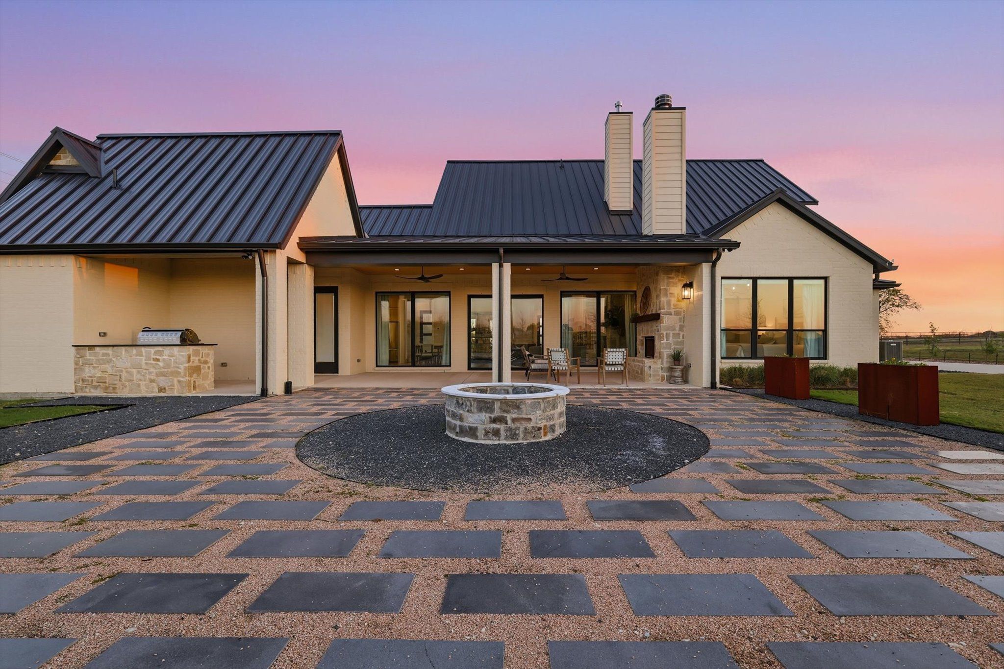 casa en 122 Ozro RD Canyon Creek por Canyon Creek Custom Homes