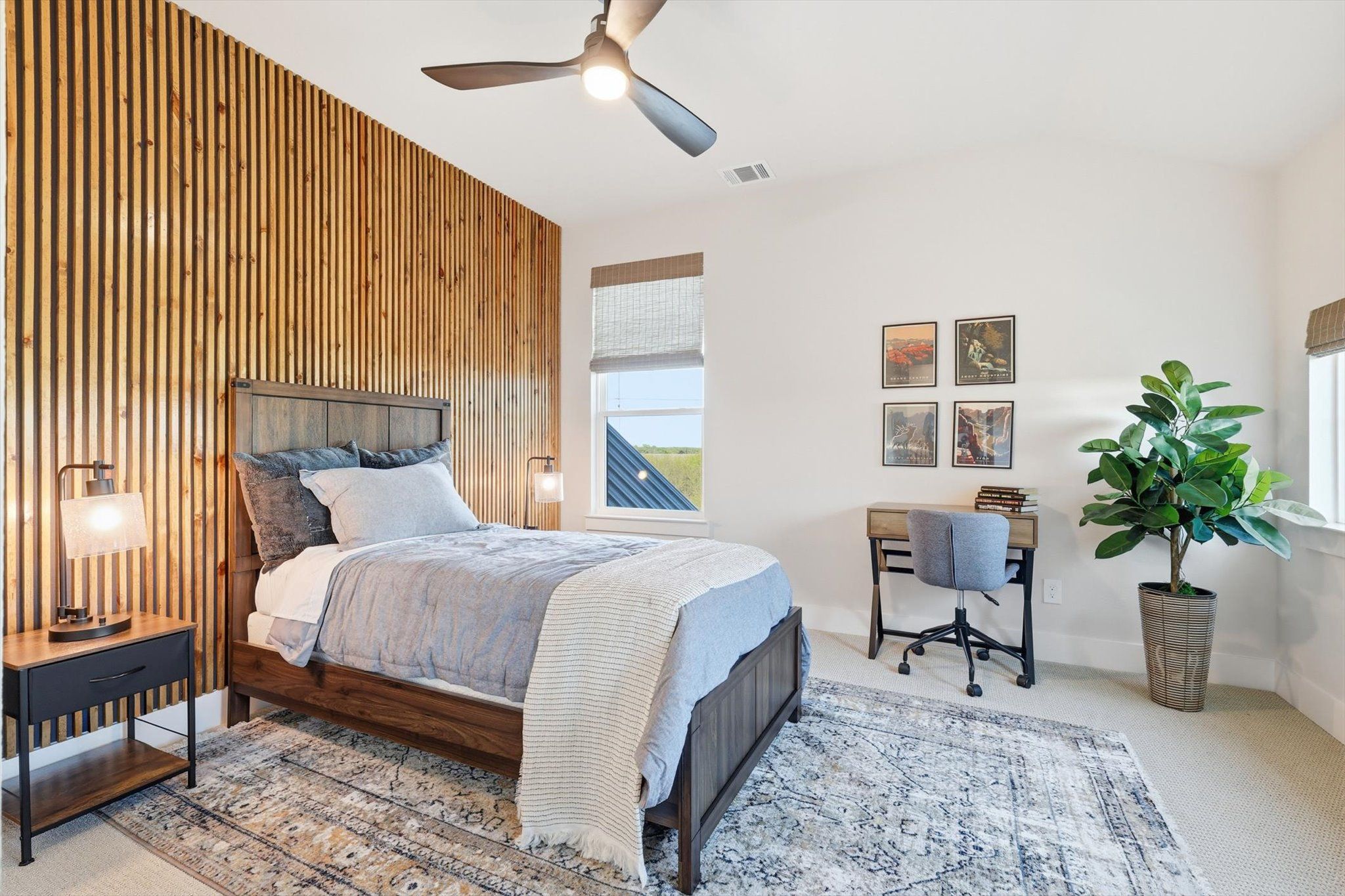 casa en 122 Ozro RD Canyon Creek por Canyon Creek Custom Homes