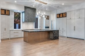 6006 Meadow Crest Drive Ron Davis Custom (Plan Unknown)