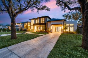 6006 Meadow Crest Drive Ron Davis Custom (Plan Unknown)